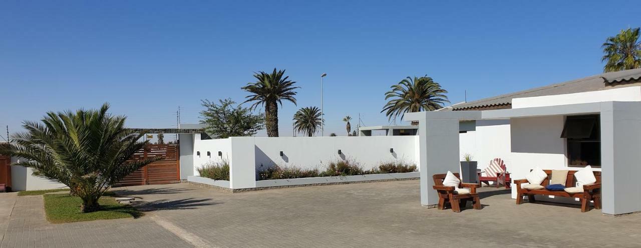 Tiende Laan Bed & Breakfast And Self-Catering Bed & Breakfast Walvis Bay Exterior photo