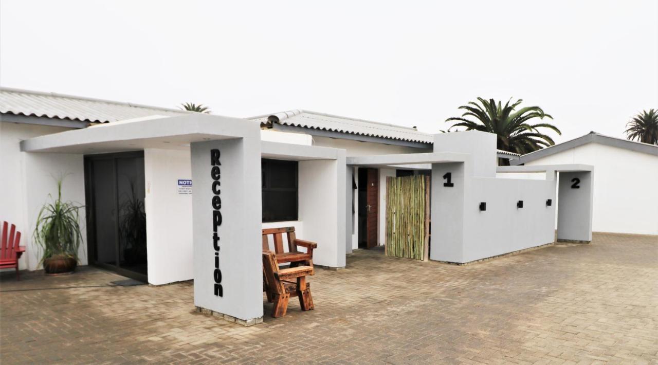 Tiende Laan Bed & Breakfast And Self-Catering Bed & Breakfast Walvis Bay Exterior photo