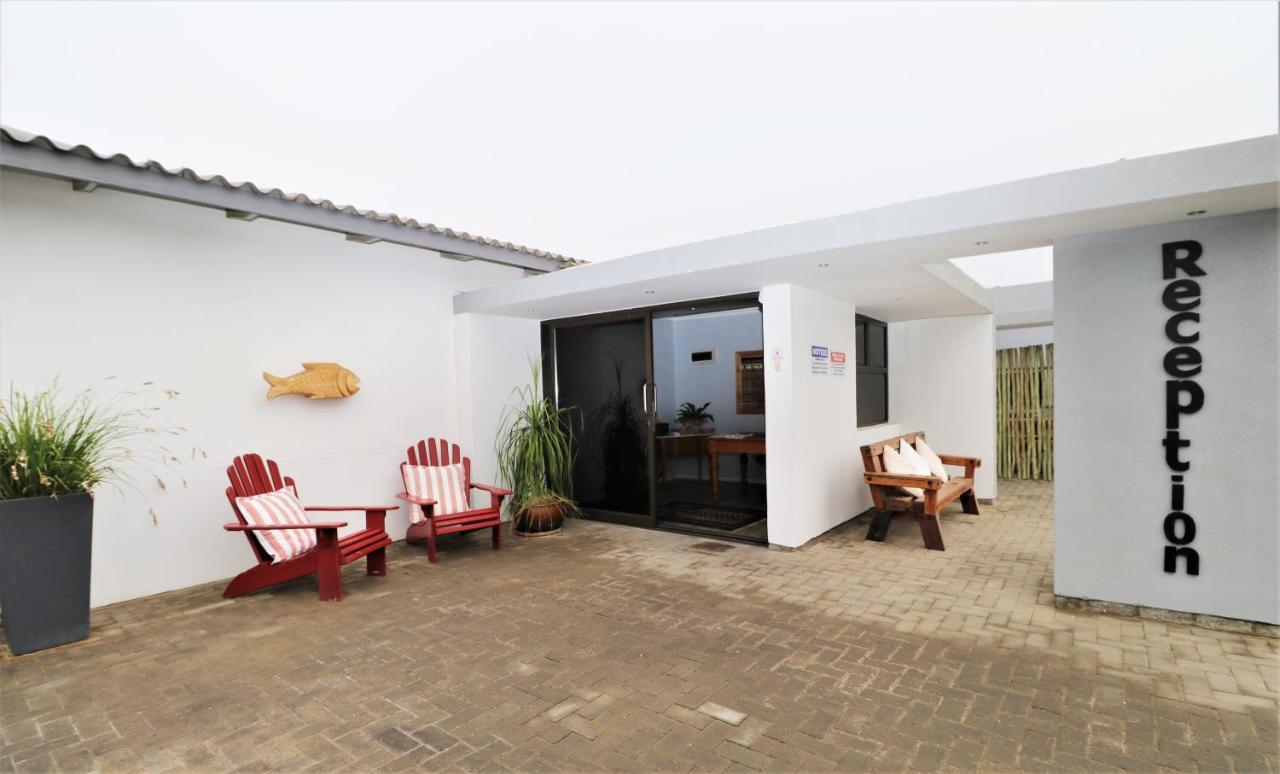 Tiende Laan Bed & Breakfast And Self-Catering Bed & Breakfast Walvis Bay Exterior photo